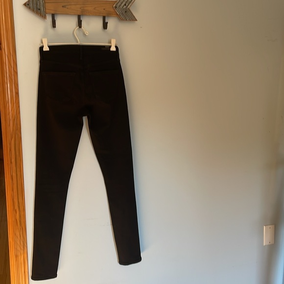 Like new Citizens of Humanity black jeans. Size 24. Rocket midrise skinny jean. - Picture 4 of 4
